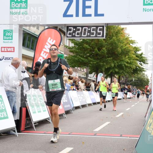 21.09.2025 - PSD Bank Halbmarathon Strokosch-Dieckow http://msf.ph/oto/8932768 21.09.2025 12:20:18 Ziel 1151, 1152, 2452, 3329, 3385 meine-sportfotos.de