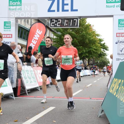 21.09.2025 - PSD Bank Halbmarathon Strokosch-Dieckow http://msf.ph/oto/8932843 21.09.2025 12:20:40 Ziel 1176, 1235, 2211, 3051, 3052, 3493, 3494, 3756 meine-sportfotos.de