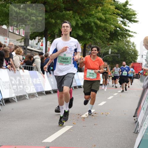 21.09.2025 - PSD Bank Halbmarathon Strokosch-Dieckow http://msf.ph/oto/8932870 21.09.2025 12:20:50 Ziel 1208, 1235, 1474, 1552, 3690 meine-sportfotos.de