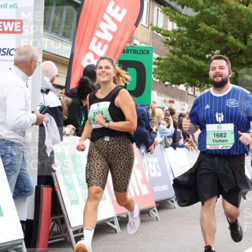 21.09.2025 - PSD Bank Halbmarathon Strokosch-Dieckow http://msf.ph/oto/8932892 21.09.2025 12:21:01 Ziel 1054, 1474, 1682, 3124, 3296, 3643, 3690 meine-sportfotos.de