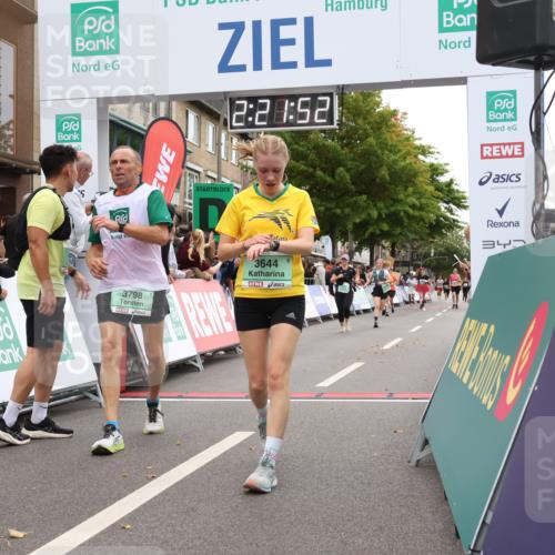21.09.2025 - PSD Bank Halbmarathon Strokosch-Dieckow http://msf.ph/oto/8932956 21.09.2025 12:21:15 Ziel 1604, 1605, 1771, 2882, 3246, 3343, 3571, 3644, 3681, 3798 meine-sportfotos.de