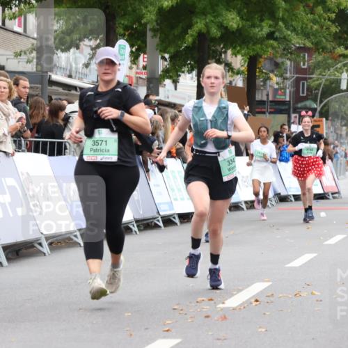 21.09.2025 - PSD Bank Halbmarathon Strokosch-Dieckow http://msf.ph/oto/8932961 21.09.2025 12:21:17 Ziel 1604, 1605, 1771, 2882, 3343, 3571, 3644, 3798 meine-sportfotos.de