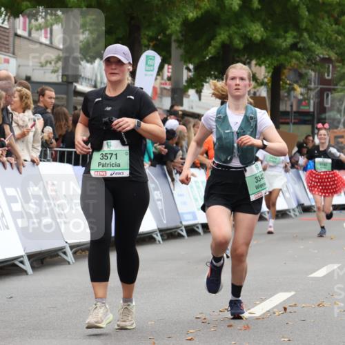 21.09.2025 - PSD Bank Halbmarathon Strokosch-Dieckow http://msf.ph/oto/8932963 21.09.2025 12:21:17 Ziel 1604, 1605, 1771, 2882, 3343, 3571, 3644, 3798 meine-sportfotos.de
