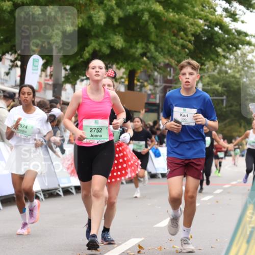 21.09.2025 - PSD Bank Halbmarathon Strokosch-Dieckow http://msf.ph/oto/8932984 21.09.2025 12:21:24 Ziel 1130, 2752, 2874, 3343, 3571, 3740 meine-sportfotos.de