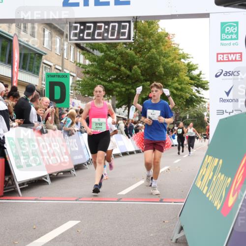 21.09.2025 - PSD Bank Halbmarathon Strokosch-Dieckow http://msf.ph/oto/8932992 21.09.2025 12:21:26 Ziel 1130, 2752, 2874, 2887, 3343, 3571, 3740, 3980 meine-sportfotos.de