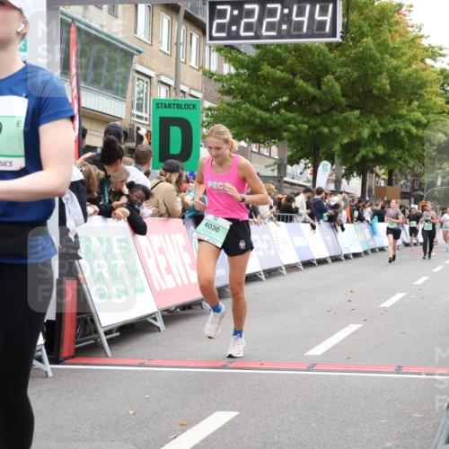 21.09.2025 - PSD Bank Halbmarathon Strokosch-Dieckow http://msf.ph/oto/8933125 21.09.2025 12:22:07 Ziel 1551, 3629, 4030 meine-sportfotos.de