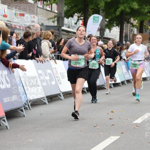 21.09.2025 - PSD Bank Halbmarathon Strokosch-Dieckow http://msf.ph/oto/8933138 21.09.2025 12:22:12 Ziel 3305, 3327, 3629, 3890, 4030 meine-sportfotos.de