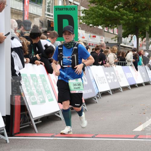 21.09.2025 - PSD Bank Halbmarathon Strokosch-Dieckow http://msf.ph/oto/8933186 21.09.2025 12:22:21 Ziel 2560, 3305, 3327, 3432, 3562, 3636, 3890 meine-sportfotos.de