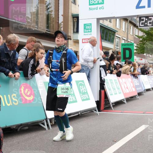 21.09.2025 - PSD Bank Halbmarathon Strokosch-Dieckow http://msf.ph/oto/8933193 21.09.2025 12:22:23 Ziel 2560, 3131, 3305, 3432, 3562, 3636, 3890 meine-sportfotos.de