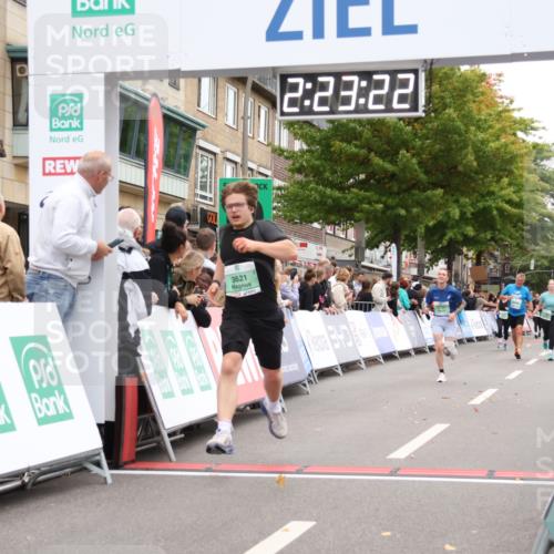 21.09.2025 - PSD Bank Halbmarathon Strokosch-Dieckow http://msf.ph/oto/8933223 21.09.2025 12:22:45 Ziel 3621, 3754 meine-sportfotos.de