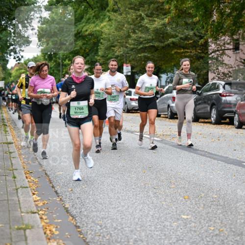 21.09.2025 - PSD Bank Halbmarathon Dr. Thomas Lammeyer http://msf.ph/oto/8933283 21.09.2025 10:54:09 Laufen 1766, 1588, 1587, 1589, 4915 meine-sportfotos.de