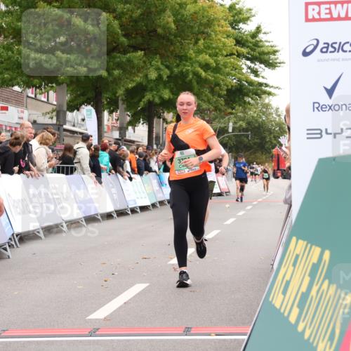21.09.2025 - PSD Bank Halbmarathon Strokosch-Dieckow http://msf.ph/oto/8933294 21.09.2025 12:23:01 Ziel 3383, 3430, 3535, 3683, 3724, 3765 meine-sportfotos.de