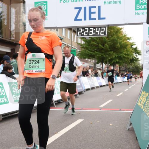 21.09.2025 - PSD Bank Halbmarathon Strokosch-Dieckow http://msf.ph/oto/8933310 21.09.2025 12:23:05 Ziel 1675, 3383, 3535, 3683, 3724, 3765 meine-sportfotos.de
