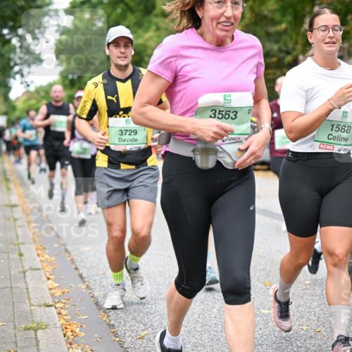21.09.2025 - PSD Bank Halbmarathon Dr. Thomas Lammeyer http://msf.ph/oto/8933321 21.09.2025 10:54:12 Laufen 3729, 3563, 1588, 16, 1587, 121 meine-sportfotos.de