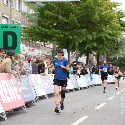 21.09.2025 - PSD Bank Halbmarathon Strokosch-Dieckow http://msf.ph/oto/8933337 21.09.2025 12:23:12 Ziel 1295, 1675, 3742, 3765 meine-sportfotos.de