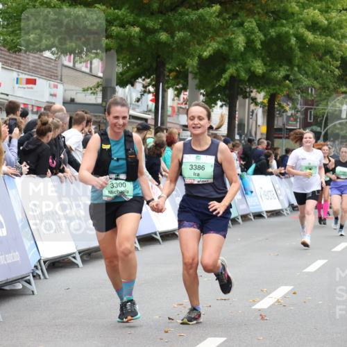 21.09.2025 - PSD Bank Halbmarathon Strokosch-Dieckow http://msf.ph/oto/8933393 21.09.2025 12:23:38 Ziel 3300, 3386, 3515 meine-sportfotos.de