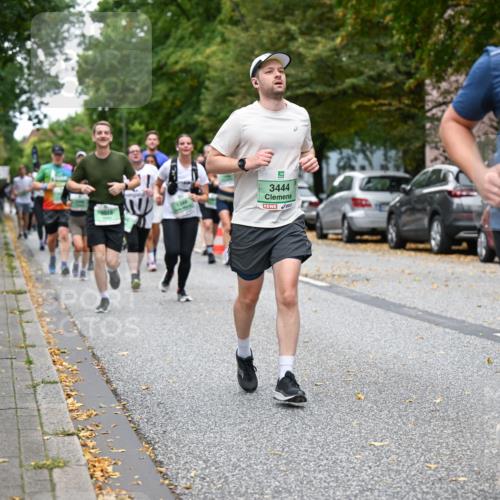 21.09.2025 - PSD Bank Halbmarathon Dr. Thomas Lammeyer http://msf.ph/oto/8933410 21.09.2025 10:54:21 Laufen 9012, 3444, 3337 meine-sportfotos.de