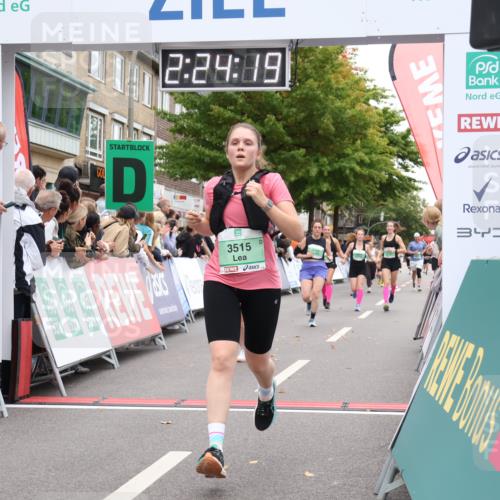 21.09.2025 - PSD Bank Halbmarathon Strokosch-Dieckow http://msf.ph/oto/8933417 21.09.2025 12:23:43 Ziel 1011, 1012, 1013, 3225, 3300, 3368, 3386, 3515 meine-sportfotos.de