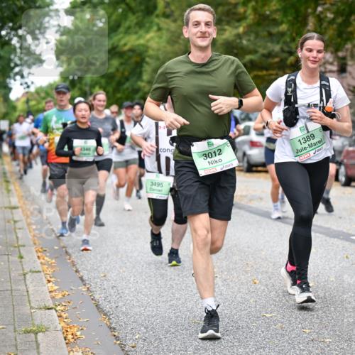 21.09.2025 - PSD Bank Halbmarathon Dr. Thomas Lammeyer http://msf.ph/oto/8933446 21.09.2025 10:54:25 Laufen 3346, 3495, 3012, 1389 meine-sportfotos.de