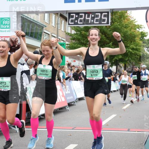 21.09.2025 - PSD Bank Halbmarathon Strokosch-Dieckow http://msf.ph/oto/8933450 21.09.2025 12:23:48 Ziel 1011, 1012, 1013, 1448, 1449, 1612, 1613, 2987, 3225, 3368, 3515 meine-sportfotos.de