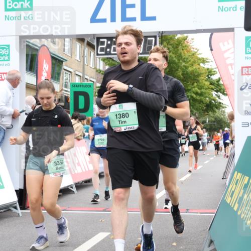 21.09.2025 - PSD Bank Halbmarathon Strokosch-Dieckow http://msf.ph/oto/8933490 21.09.2025 12:24:00 Ziel 1166, 1380, 1448, 1449, 2729, 2810, 2827, 3359, 3546 meine-sportfotos.de
