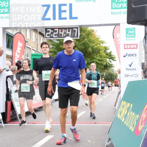 21.09.2025 - PSD Bank Halbmarathon Strokosch-Dieckow http://msf.ph/oto/8933523 21.09.2025 12:24:10 Ziel 1005, 1163, 1575, 1576, 2250, 2810, 3138, 3240, 3616 meine-sportfotos.de