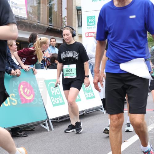 21.09.2025 - PSD Bank Halbmarathon Strokosch-Dieckow http://msf.ph/oto/8933535 21.09.2025 12:24:12 Ziel 1005, 1163, 1575, 1576, 2250, 3138, 3240, 3616 meine-sportfotos.de