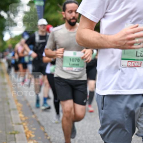 21.09.2025 - PSD Bank Halbmarathon Dr. Thomas Lammeyer http://msf.ph/oto/8933554 21.09.2025 10:54:36 Laufen 1070, 334 meine-sportfotos.de