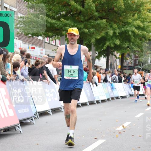 21.09.2025 - PSD Bank Halbmarathon Strokosch-Dieckow http://msf.ph/oto/8933558 21.09.2025 12:24:19 Ziel 1575, 1576, 3138, 3419 meine-sportfotos.de