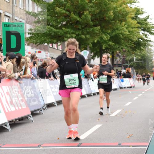 21.09.2025 - PSD Bank Halbmarathon Strokosch-Dieckow http://msf.ph/oto/8933598 21.09.2025 12:24:32 Ziel 1498, 1499, 3022, 3281, 3602 meine-sportfotos.de