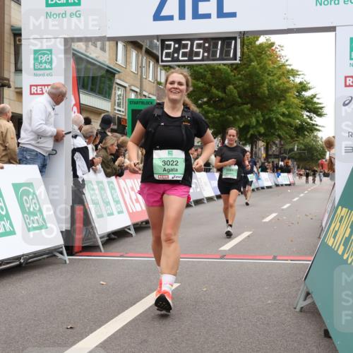 21.09.2025 - PSD Bank Halbmarathon Strokosch-Dieckow http://msf.ph/oto/8933603 21.09.2025 12:24:34 Ziel 1498, 1499, 3022, 3281, 3602 meine-sportfotos.de