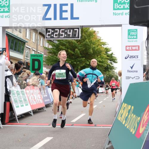 21.09.2025 - PSD Bank Halbmarathon Strokosch-Dieckow http://msf.ph/oto/8933691 21.09.2025 12:25:11 Ziel 1361, 1654, 1655, 1808, 3317, 3745, 3820, 4014 meine-sportfotos.de
