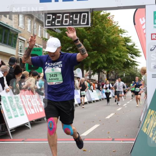 21.09.2025 - PSD Bank Halbmarathon Strokosch-Dieckow http://msf.ph/oto/8933789 21.09.2025 12:26:03 Ziel 3258, 3429, 3548 meine-sportfotos.de