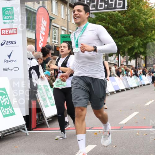 21.09.2025 - PSD Bank Halbmarathon Strokosch-Dieckow http://msf.ph/oto/8933822 21.09.2025 12:26:09 Ziel 2975, 3258, 3429, 3631, 3829 meine-sportfotos.de