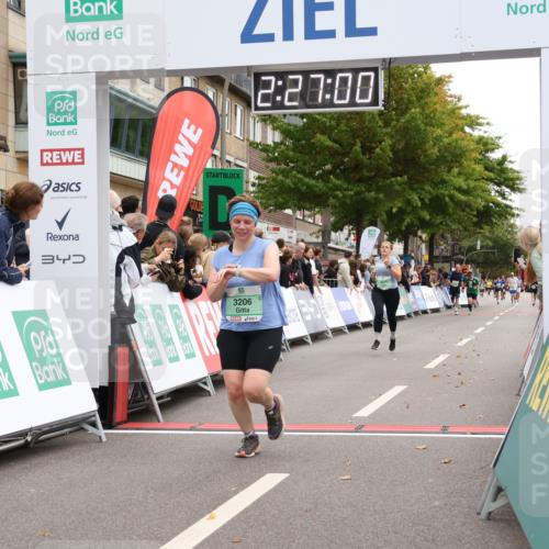 21.09.2025 - PSD Bank Halbmarathon Strokosch-Dieckow http://msf.ph/oto/8933885 21.09.2025 12:26:24 Ziel 3206, 3227, 3611 meine-sportfotos.de