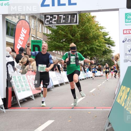 21.09.2025 - PSD Bank Halbmarathon Strokosch-Dieckow http://msf.ph/oto/8933921 21.09.2025 12:26:34 Ziel 2900, 2950, 3611 meine-sportfotos.de