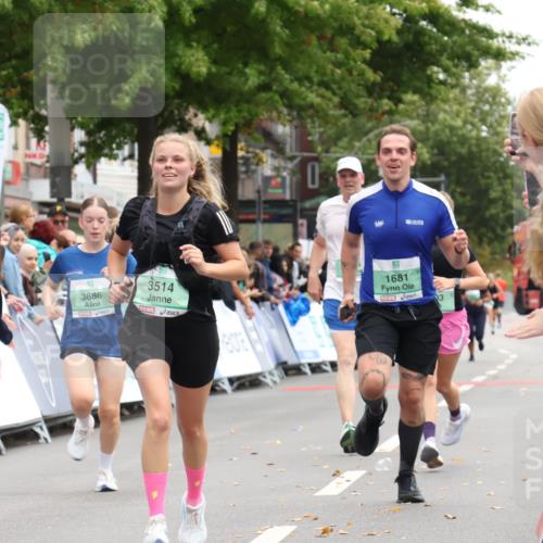 21.09.2025 - PSD Bank Halbmarathon Strokosch-Dieckow http://msf.ph/oto/8933937 21.09.2025 12:26:39 Ziel 1681, 2900, 2903, 2950, 3514, 3686 meine-sportfotos.de