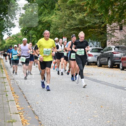 21.09.2025 - PSD Bank Halbmarathon Dr. Thomas Lammeyer http://msf.ph/oto/8933939 21.09.2025 10:55:29 Laufen 3265, 3207, 3527, 1443, 4915 meine-sportfotos.de