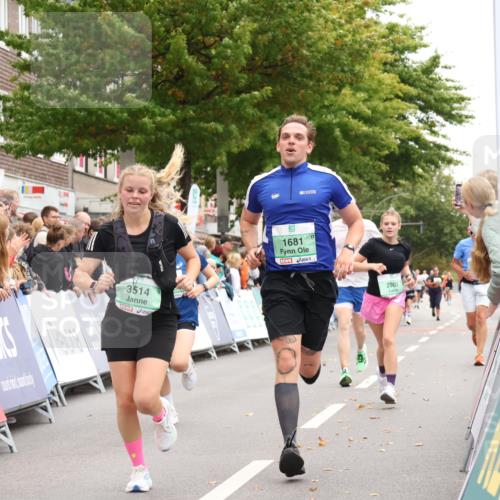 21.09.2025 - PSD Bank Halbmarathon Strokosch-Dieckow http://msf.ph/oto/8933945 21.09.2025 12:26:40 Ziel 1681, 2900, 2903, 2950, 3514, 3686, 3813 meine-sportfotos.de