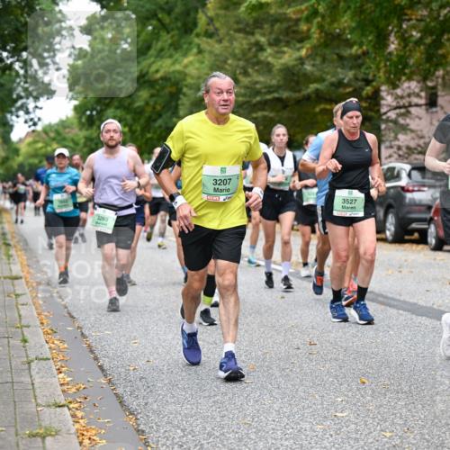 21.09.2025 - PSD Bank Halbmarathon Dr. Thomas Lammeyer http://msf.ph/oto/8933954 21.09.2025 10:55:31 Laufen 1662, 3265, 3207, 3527, 1443 meine-sportfotos.de