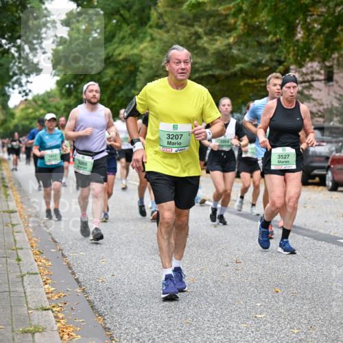21.09.2025 - PSD Bank Halbmarathon Dr. Thomas Lammeyer http://msf.ph/oto/8933957 21.09.2025 10:55:31 Laufen 1612, 3265, 3207, 1054, 3527, 1443 meine-sportfotos.de