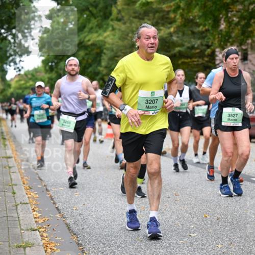 21.09.2025 - PSD Bank Halbmarathon Dr. Thomas Lammeyer http://msf.ph/oto/8933962 21.09.2025 10:55:31 Laufen 3265, 3207, 354, 3527 meine-sportfotos.de