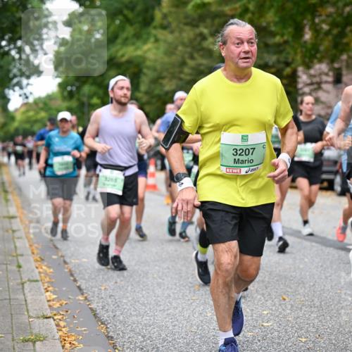 21.09.2025 - PSD Bank Halbmarathon Dr. Thomas Lammeyer http://msf.ph/oto/8933969 21.09.2025 10:55:32 Laufen 3265, 3207, 3527 meine-sportfotos.de