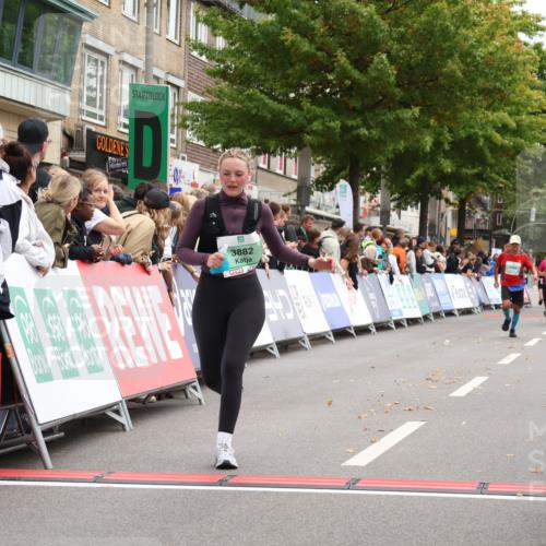 21.09.2025 - PSD Bank Halbmarathon Strokosch-Dieckow http://msf.ph/oto/8934077 21.09.2025 12:27:21 Ziel 3277, 3330, 3856, 3882 meine-sportfotos.de