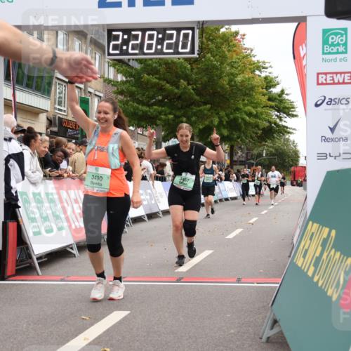 21.09.2025 - PSD Bank Halbmarathon Strokosch-Dieckow http://msf.ph/oto/8934172 21.09.2025 12:27:43 Ziel 1362, 3457, 3490, 3661, 3845 meine-sportfotos.de