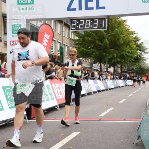 21.09.2025 - PSD Bank Halbmarathon Strokosch-Dieckow http://msf.ph/oto/8934213 21.09.2025 12:27:54 Ziel 2906, 3136, 3472, 3538 meine-sportfotos.de