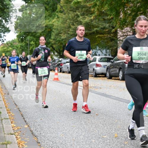 21.09.2025 - PSD Bank Halbmarathon Dr. Thomas Lammeyer http://msf.ph/oto/8934286 21.09.2025 10:56:15 Laufen 1771, 5, 3594, 3508, 4915 meine-sportfotos.de