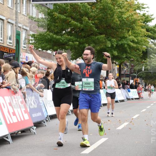 21.09.2025 - PSD Bank Halbmarathon Strokosch-Dieckow http://msf.ph/oto/8934315 21.09.2025 12:28:29 Ziel 2726, 3000, 3422, 3658, 3776 meine-sportfotos.de