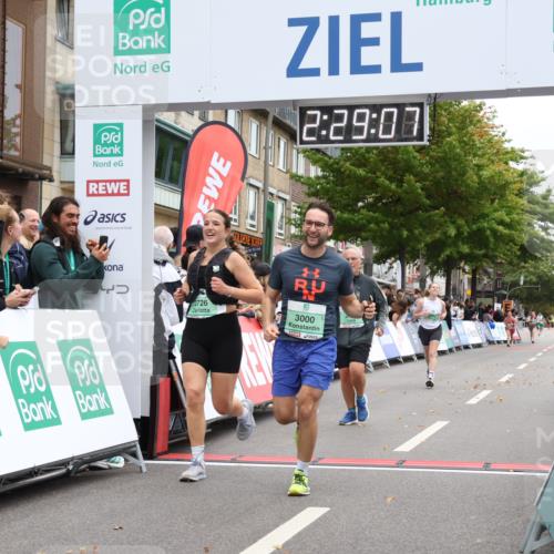 21.09.2025 - PSD Bank Halbmarathon Strokosch-Dieckow http://msf.ph/oto/8934323 21.09.2025 12:28:30 Ziel 2726, 3000, 3422, 3658, 3776 meine-sportfotos.de