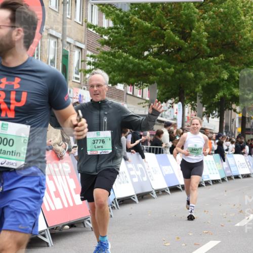 21.09.2025 - PSD Bank Halbmarathon Strokosch-Dieckow http://msf.ph/oto/8934326 21.09.2025 12:28:31 Ziel 2726, 3000, 3422, 3776 meine-sportfotos.de
